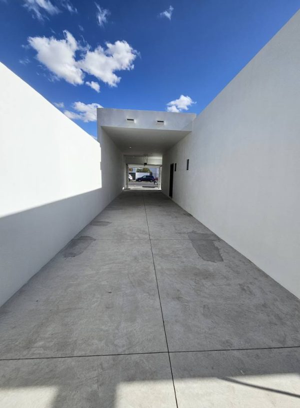 2da entre Ave. Oaxaca A y B - Image 8